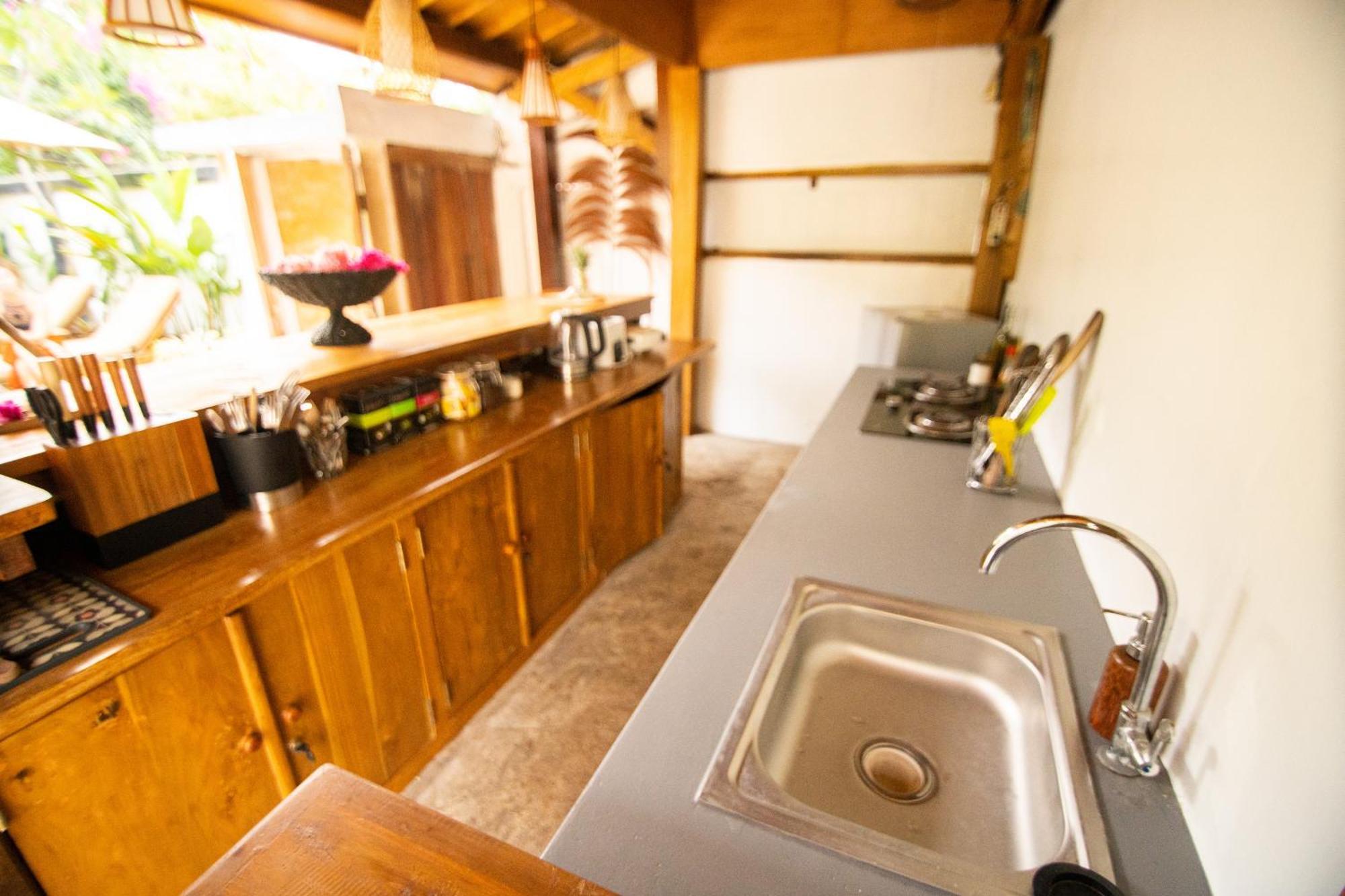 Rumah Singa - Holistic Healing Retreat Gili Air Bagian luar foto
